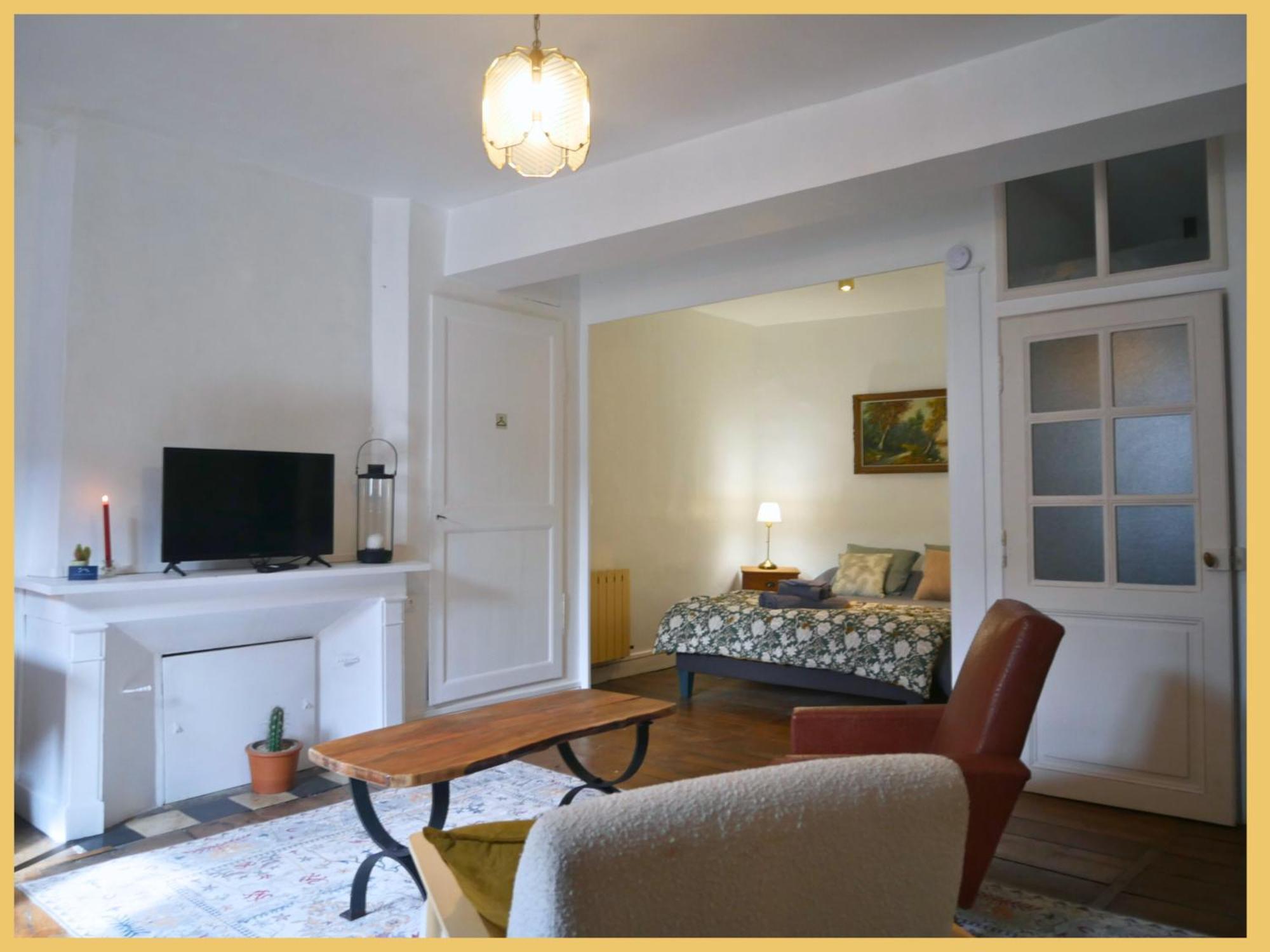 Les Suites De Bellac Esterno foto