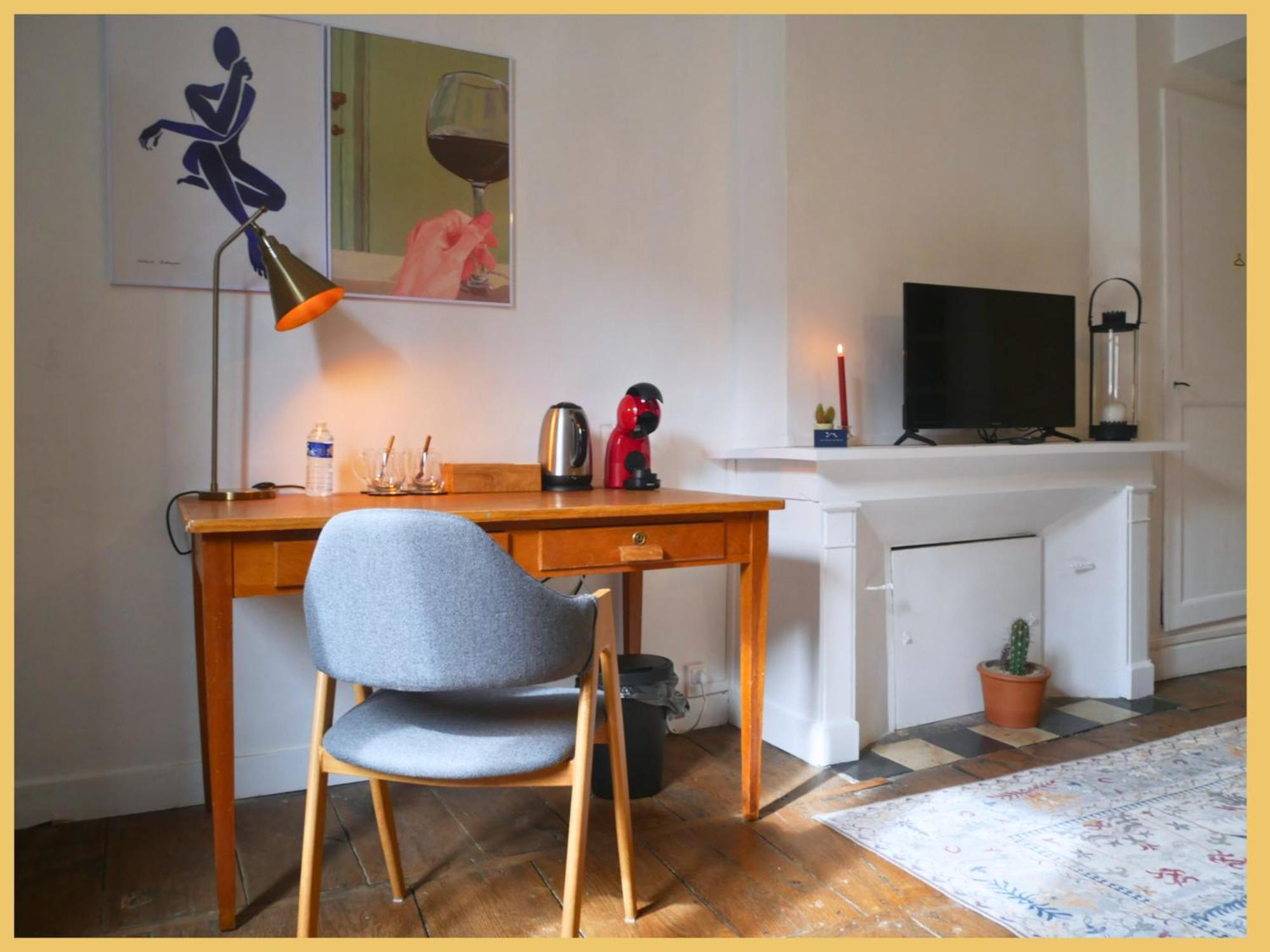 Les Suites De Bellac Esterno foto