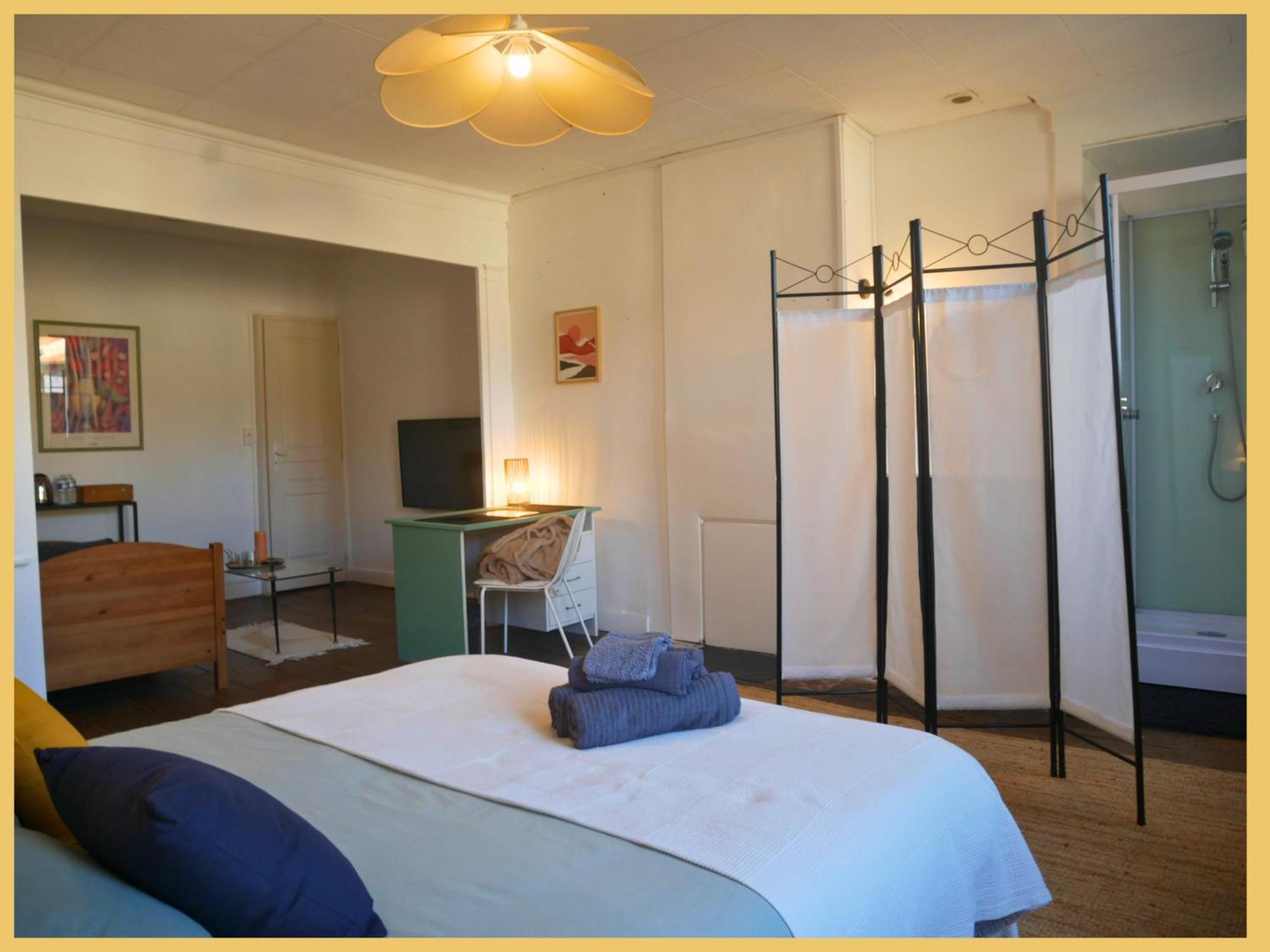 Les Suites De Bellac Esterno foto