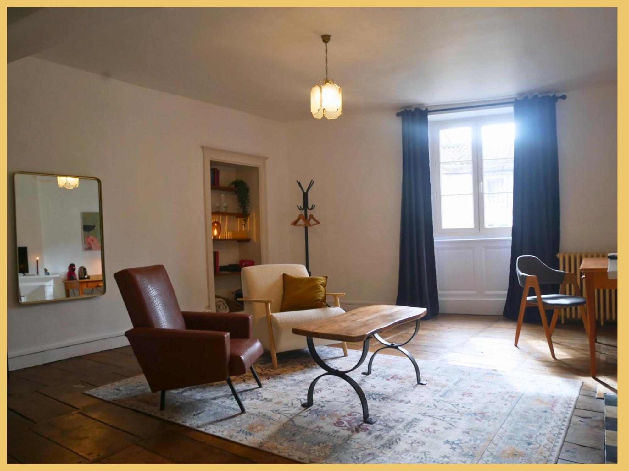Les Suites De Bellac Esterno foto