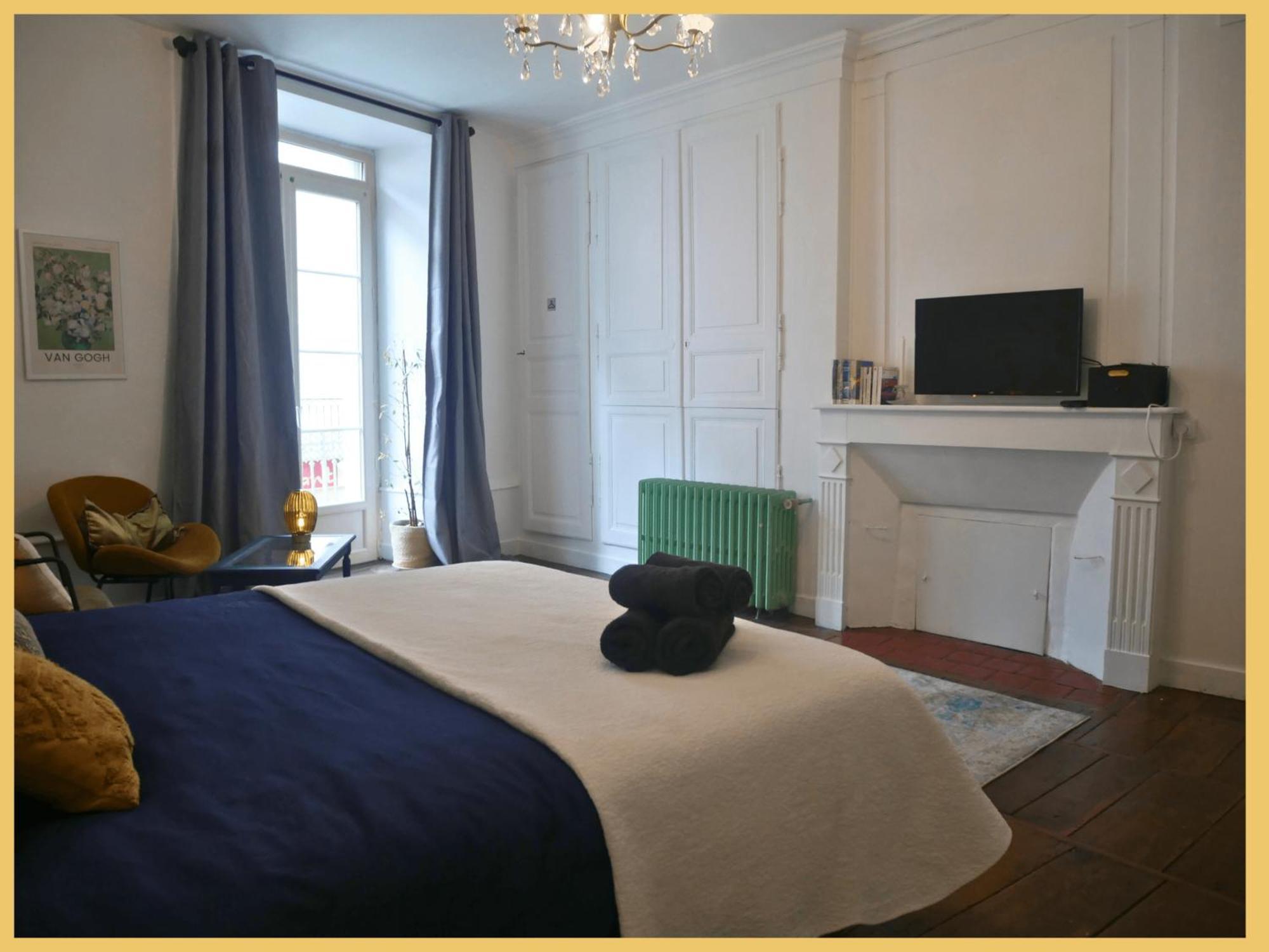 Les Suites De Bellac Esterno foto